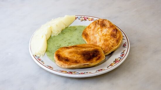 Pie, mash and puddings