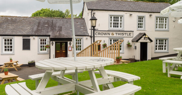 Pubs with Beer Gardens near me | UK Pubs & Bars