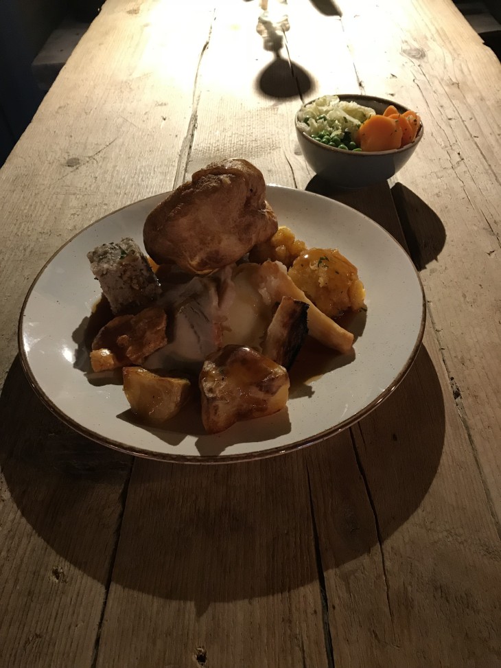 Sunday lunch - buy one get one FREE